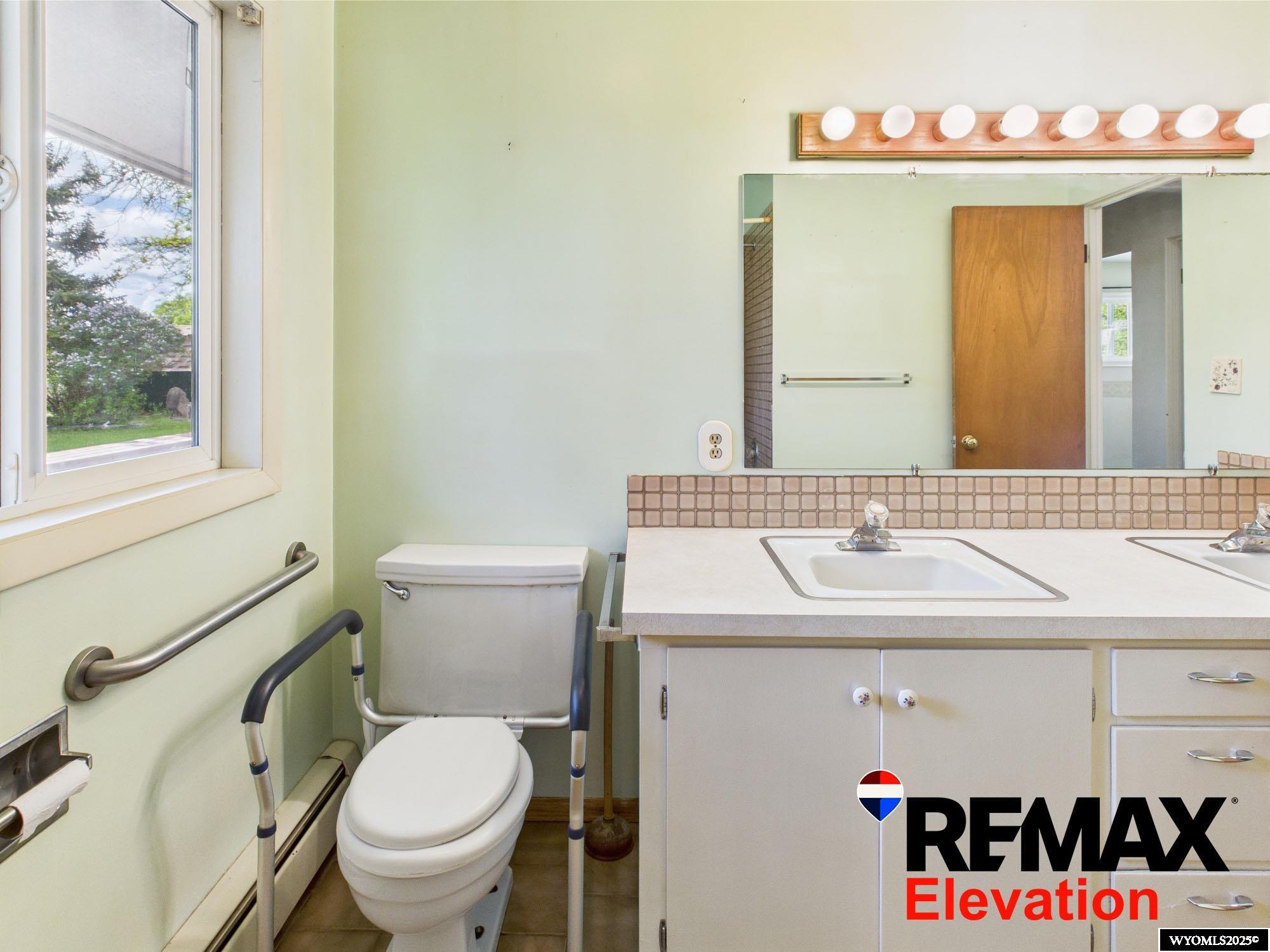 905 South 9th Street Basin, WY 82410 - Photo 21 of 33