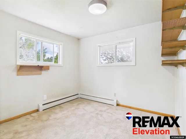 $270,000 | 905 South 9th Street, Basin, WY 82410