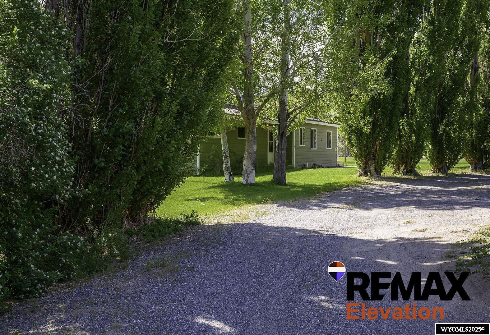 905 South 9th Street Basin, WY 82410 - Photo 3 of 33