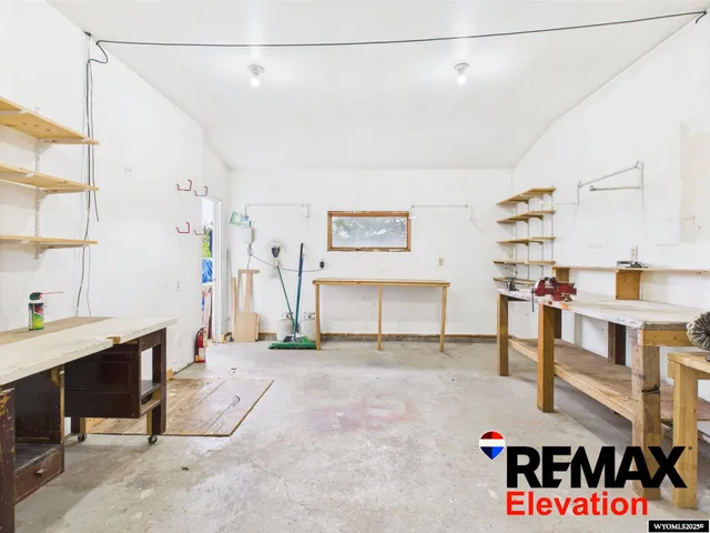 $270,000 | 905 South 9th Street, Basin, WY 82410