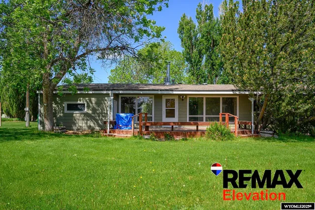 $270,000 | 905 South 9th Street, Basin, WY 82410