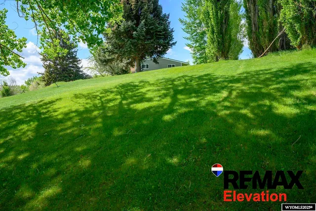 $270,000 | 905 South 9th Street, Basin, WY 82410