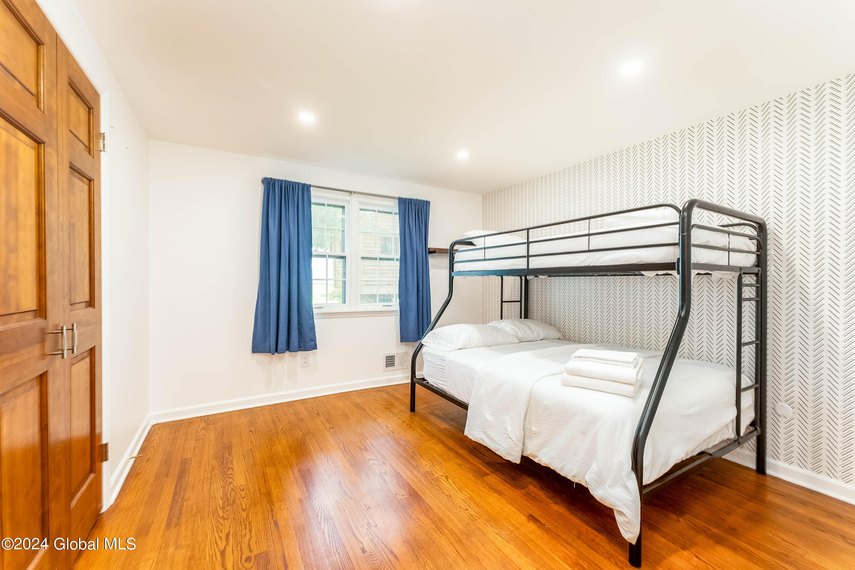 1358 Ruffner Road Niskayuna, NY 12309 - Photo 12 of 48 DSC07446-Edit