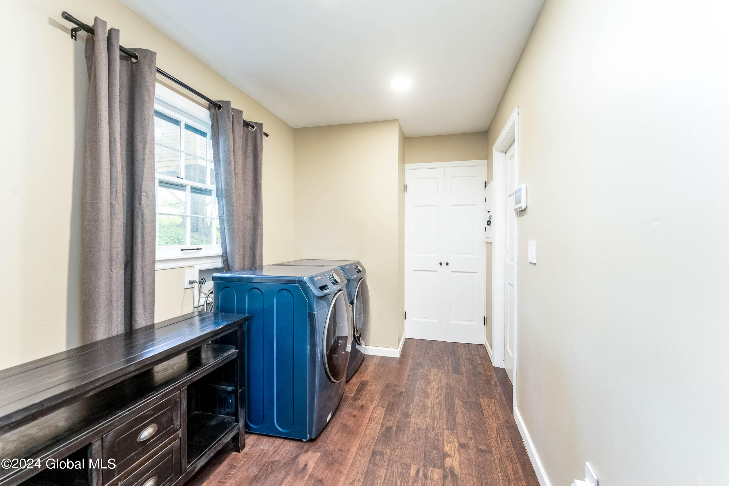 1358 Ruffner Road Niskayuna, NY 12309 - Photo 31 of 48 DSC07486-Edit