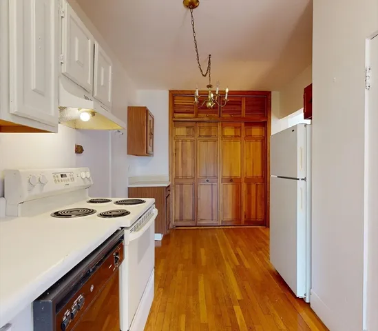 $525,000 | 1408 Commonwealth Avenue, Unit 20, Boston, MA 02135