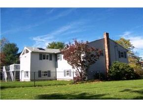 6 Kim Road Salem, NH 03079 - Photo 2 of 5 Gallery Image 2