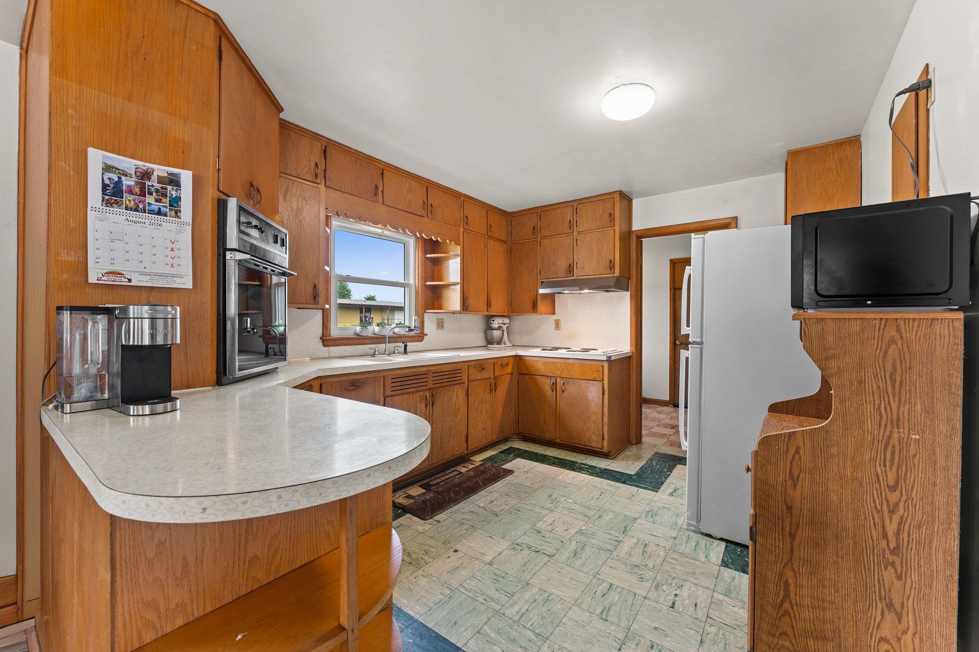548 West Main Street Reedsburg, WI 53959 - Photo 9 of 34 Gallery Image 9