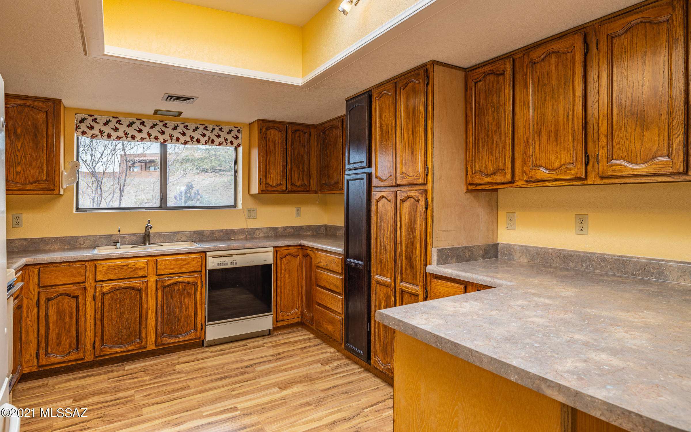 1750 West Camino Urbano Green Valley, AZ 85622 - Photo 11 of 34