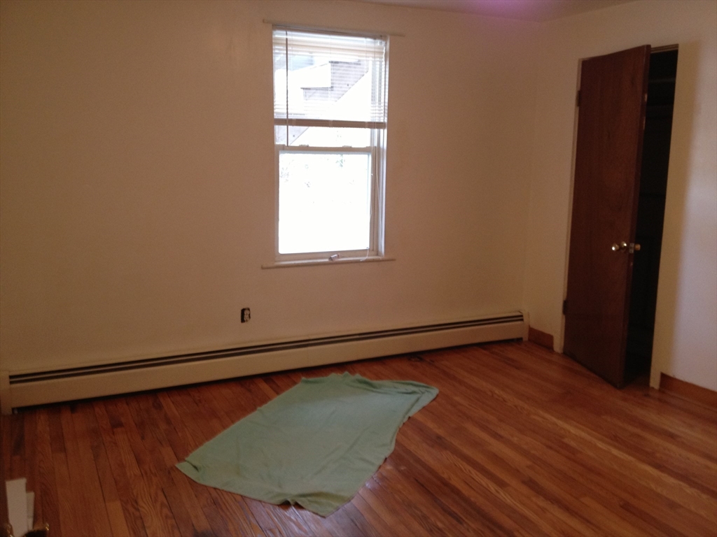 9 Hall Street, Unit 1R Waltham, MA 02453 - Photo 31 of 35