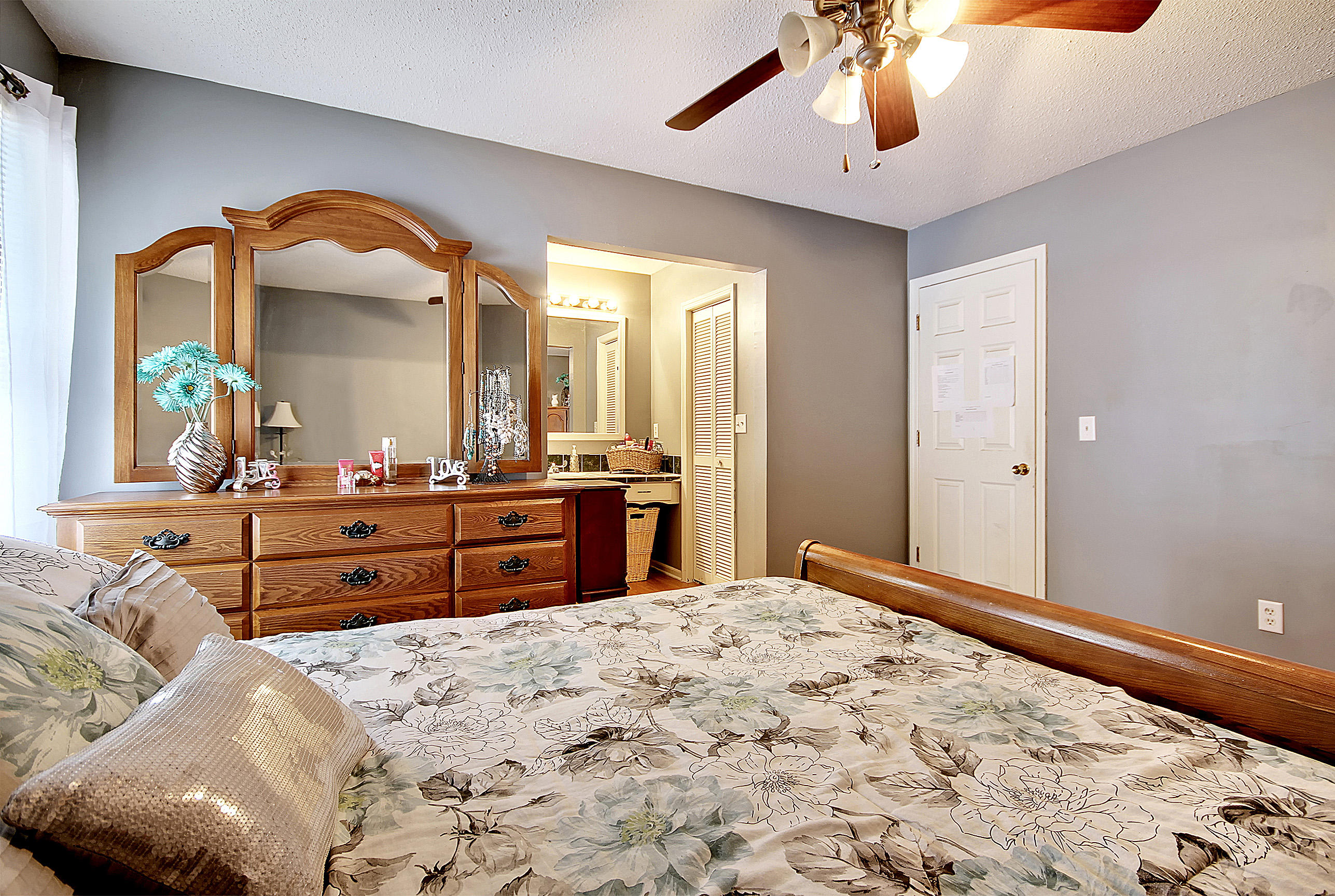 613 Longleaf Road Summerville, SC 29486 - Photo 13 of 27 565_568 copy