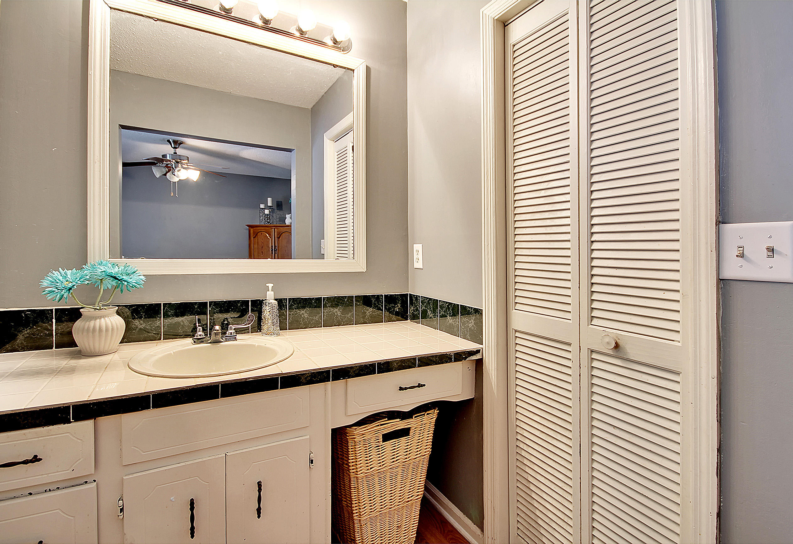613 Longleaf Road Summerville, SC 29486 - Photo 14 of 27 573_577 copy