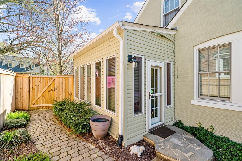 1808 Rolling Road Greensboro, NC 27403 - Photo 47 of 47 Gallery Image 47