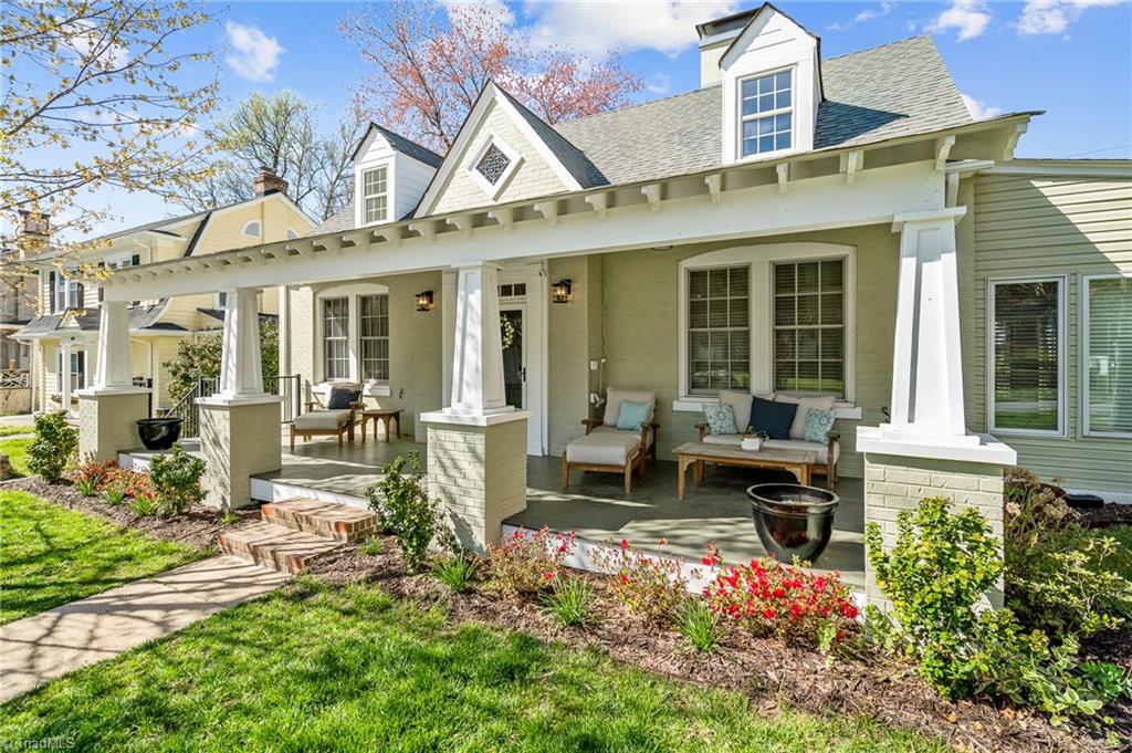 1808 Rolling Road Greensboro, NC 27403 - Photo 6 of 47 Gallery Image 6