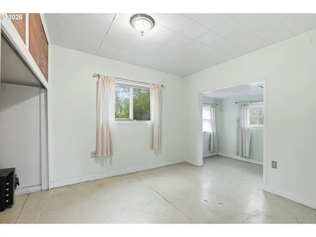 $300,000 | 414 South 2nd Street, Oregon City, OR 97045