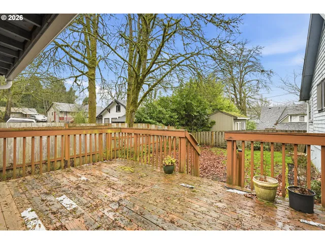 $300,000 | 414 South 2nd Street, Oregon City, OR 97045