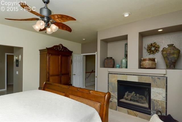 8204 Inca Road Larkspur, CO 80118 - Photo 18 of 36 Gallery Image 18