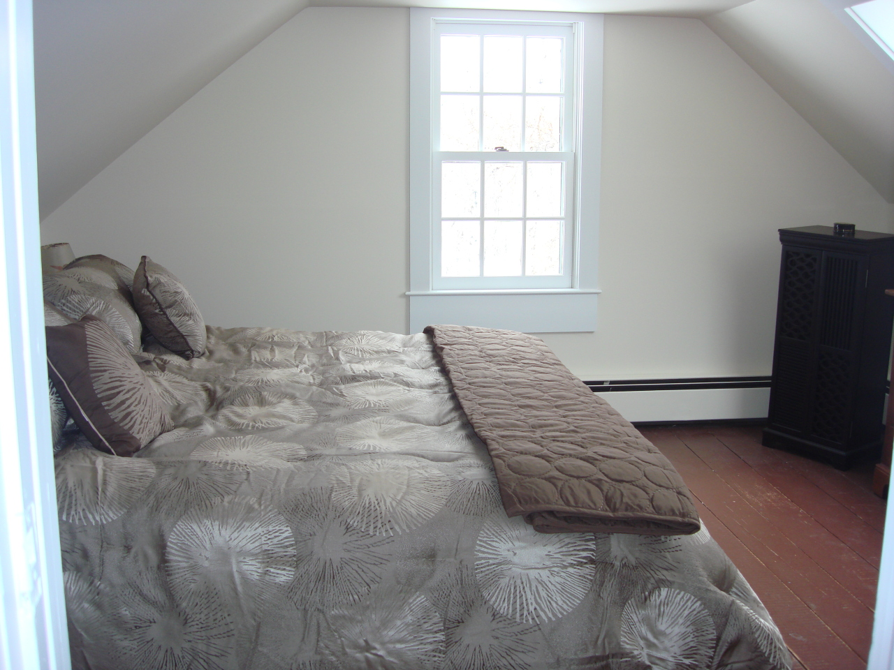 100 River Road Savoy, MA 01256 - Photo 7 of 34 Bedroom 2