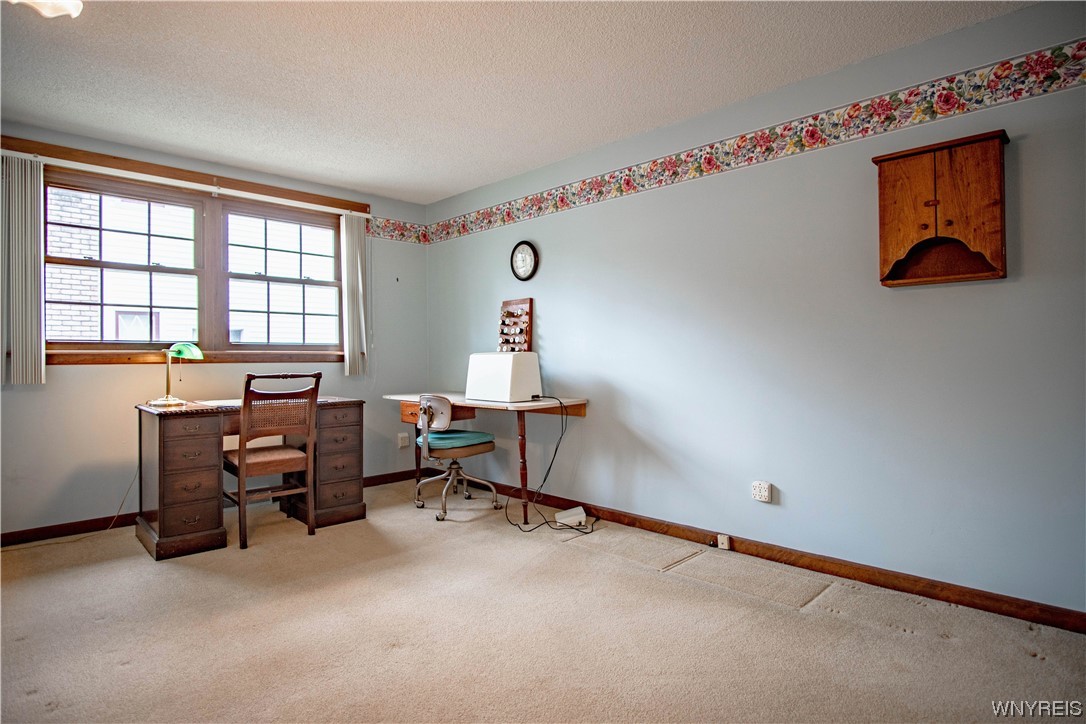 40 Old Stone Road Cheektowaga, NY 14043 - Photo 20 of 40