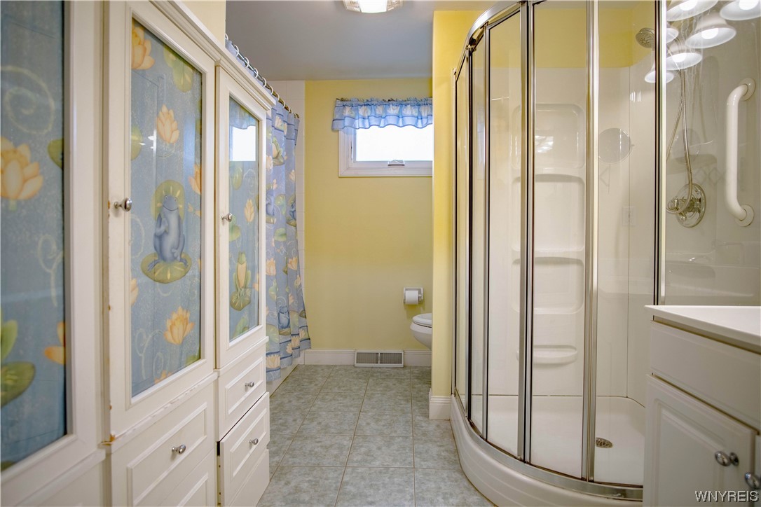 40 Old Stone Road Cheektowaga, NY 14043 - Photo 22 of 40