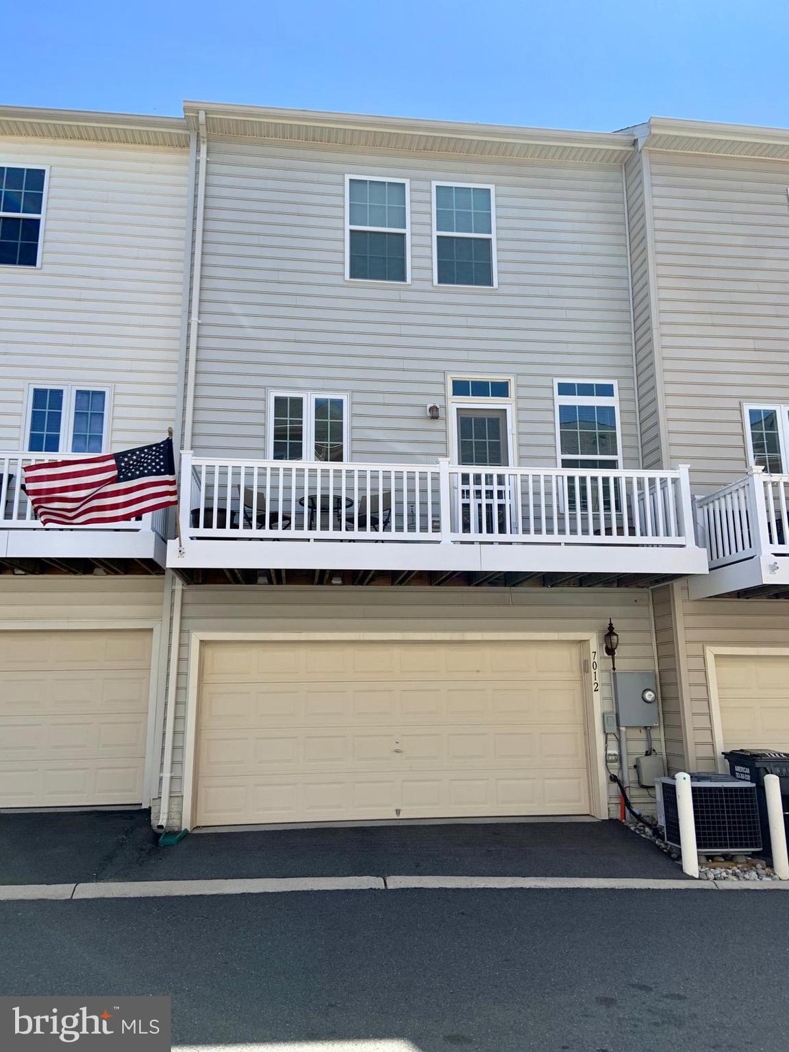 7012 Trek Way Gainesville, VA 20155 - Photo 2 of 23 Rear View w/ full Deck