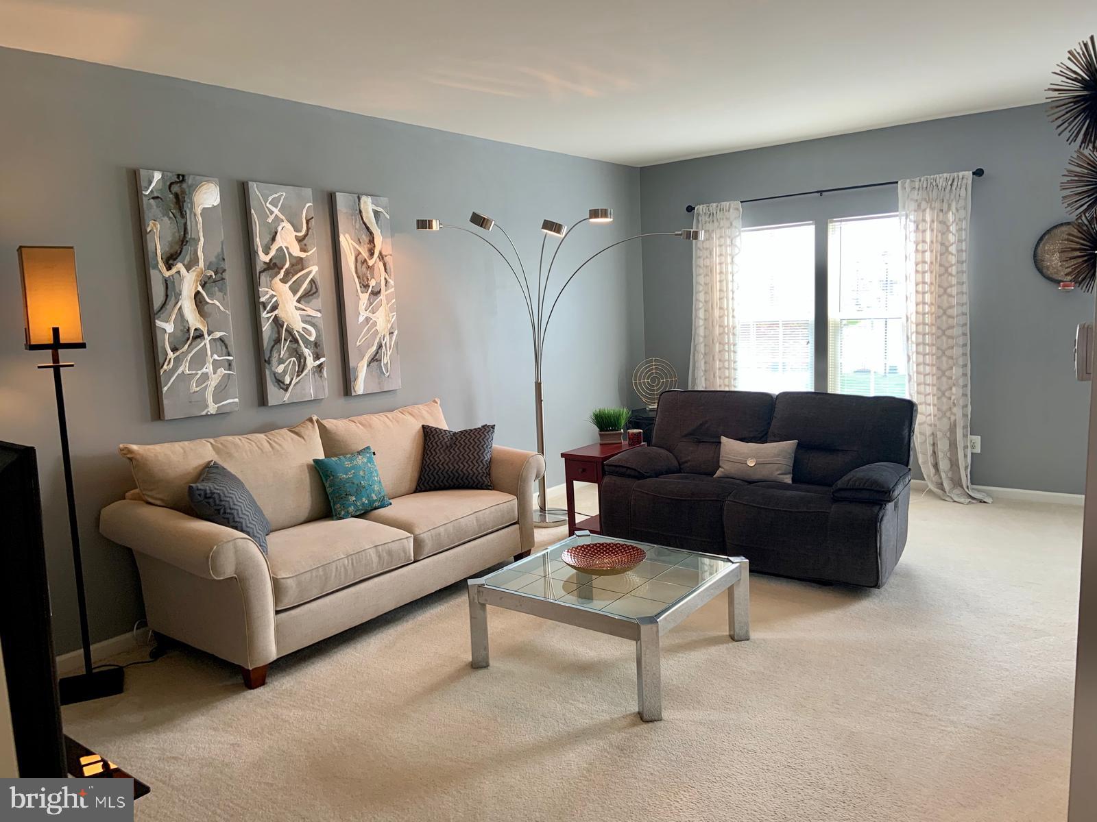 7012 Trek Way Gainesville, VA 20155 - Photo 3 of 23 Main Level Living Room