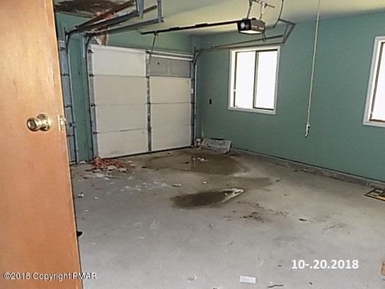 4152 Blueberry Hill Road Bushkill, PA 18324 - Photo 19 of 25 a view of a garage