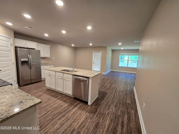 $1,900 | 6451 Eastland Circle, Biloxi, MS 39532