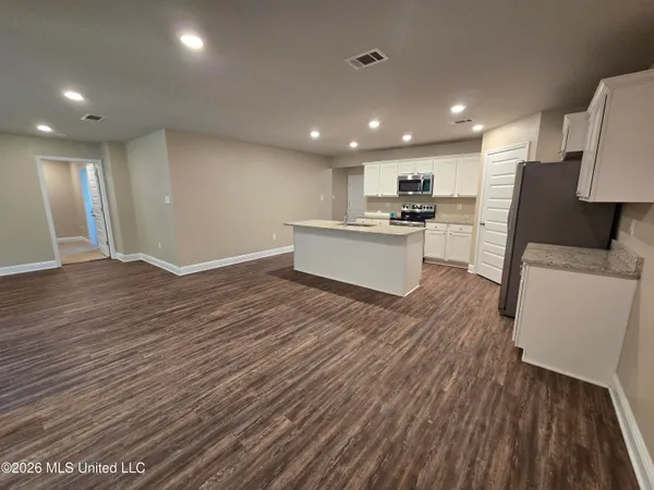 $1,900 | 6451 Eastland Circle, Biloxi, MS 39532