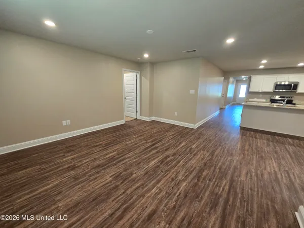 $1,900 | 6451 Eastland Circle, Biloxi, MS 39532