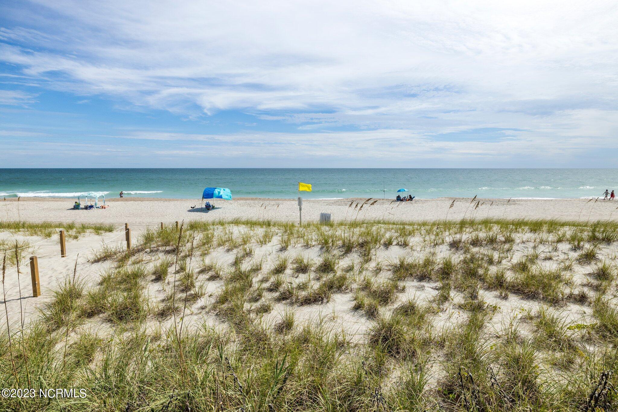 2305 West Fort Macon Road, Unit 202 Atlantic Beach, NC 28512 - Photo 10 of 16 14-web-or-mls-_S3A2621
