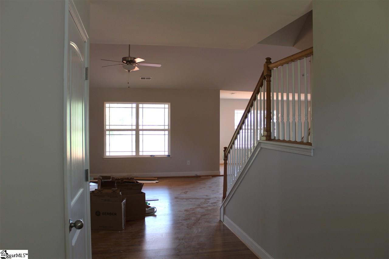 812 West Keepsake Lane Inman, SC 29349 - Photo 3 of 19