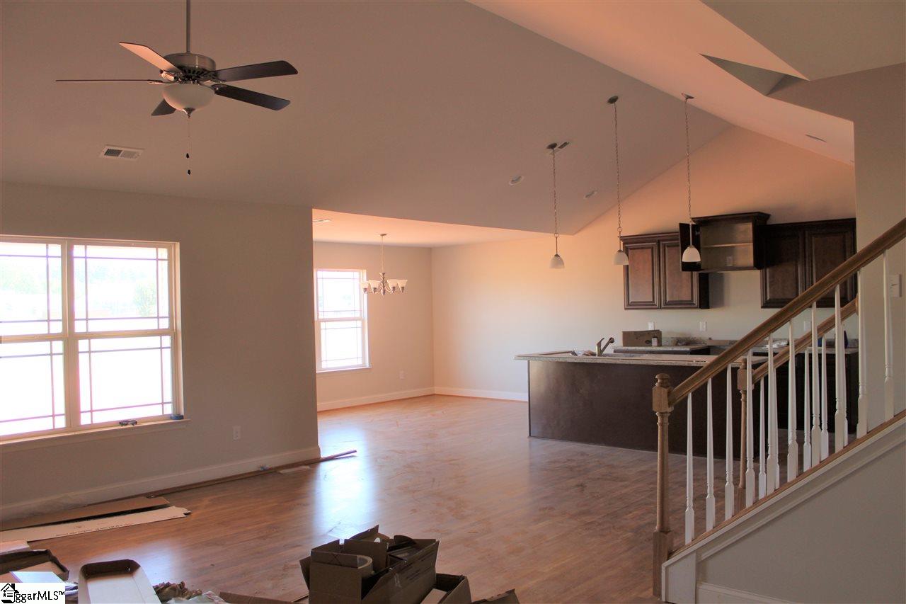 812 West Keepsake Lane Inman, SC 29349 - Photo 5 of 19