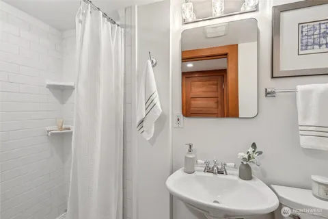 $1,399,950 | 2419 2nd Avenue West, Seattle, WA 98119