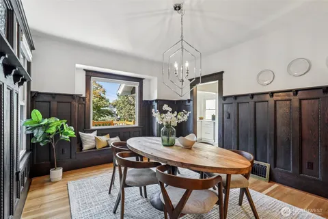 $1,399,950 | 2419 2nd Avenue West, Seattle, WA 98119