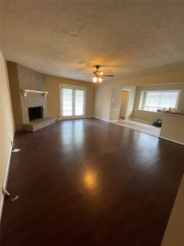 $2,000 | 10306 Twin Hills Court, Houston, TX 77031