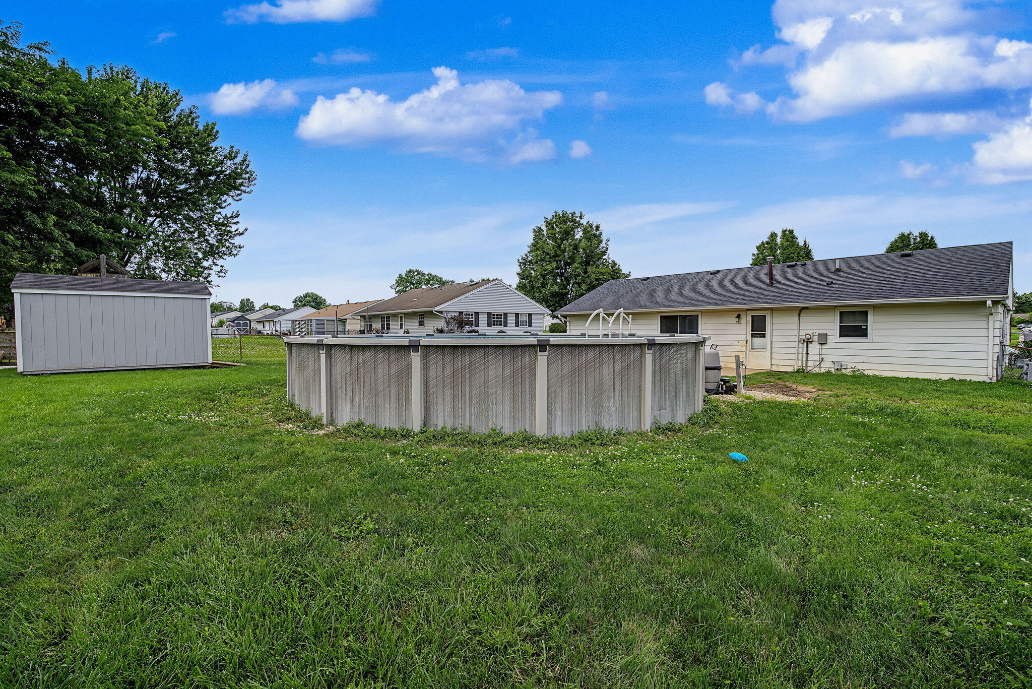 2011 Providence Avenue Springfield, OH 45503 - Photo 35 of 39 35-web-or-mls-2011-providence-ave