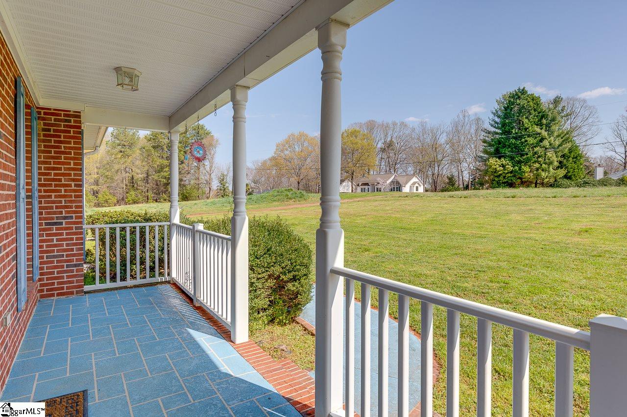 707 Holland Road Simpsonville, SC 29681 - Photo 2 of 36 Gallery Image 2