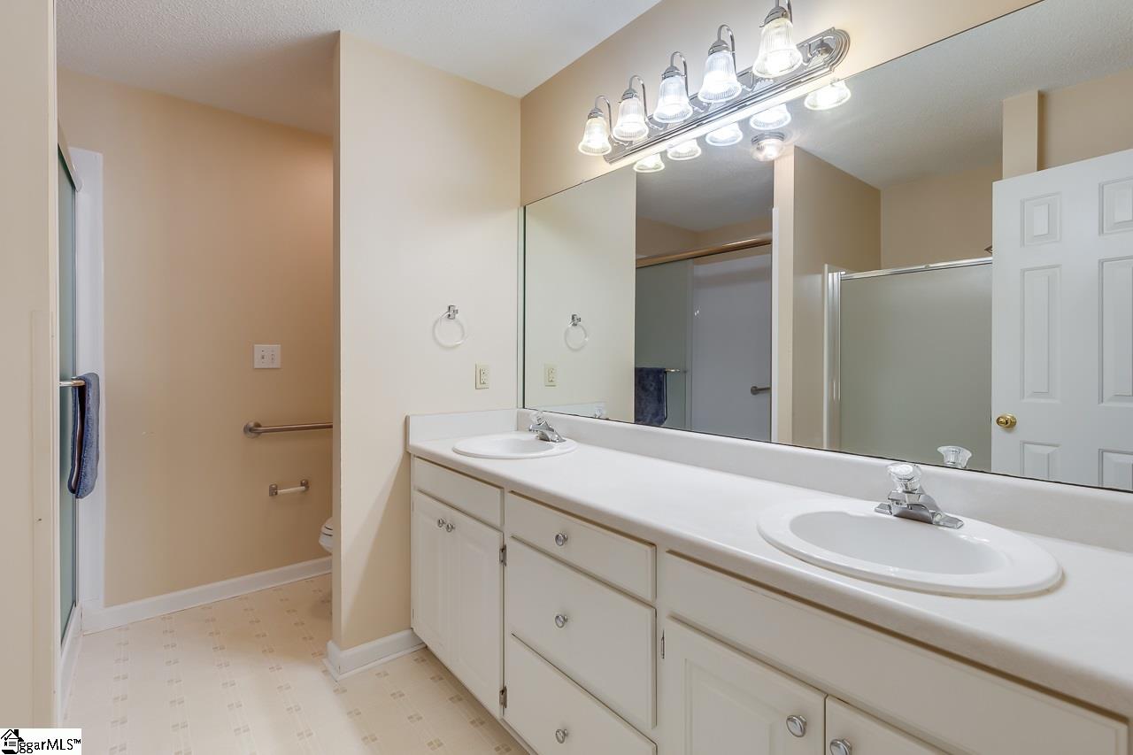 707 Holland Road Simpsonville, SC 29681 - Photo 16 of 36 Gallery Image 16