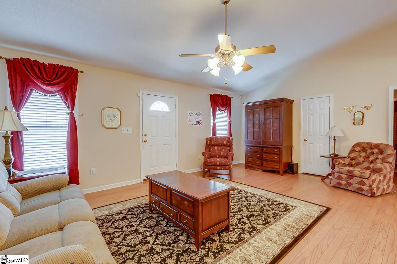 707 Holland Road Simpsonville, SC 29681 - Photo 5 of 36 Gallery Image 5