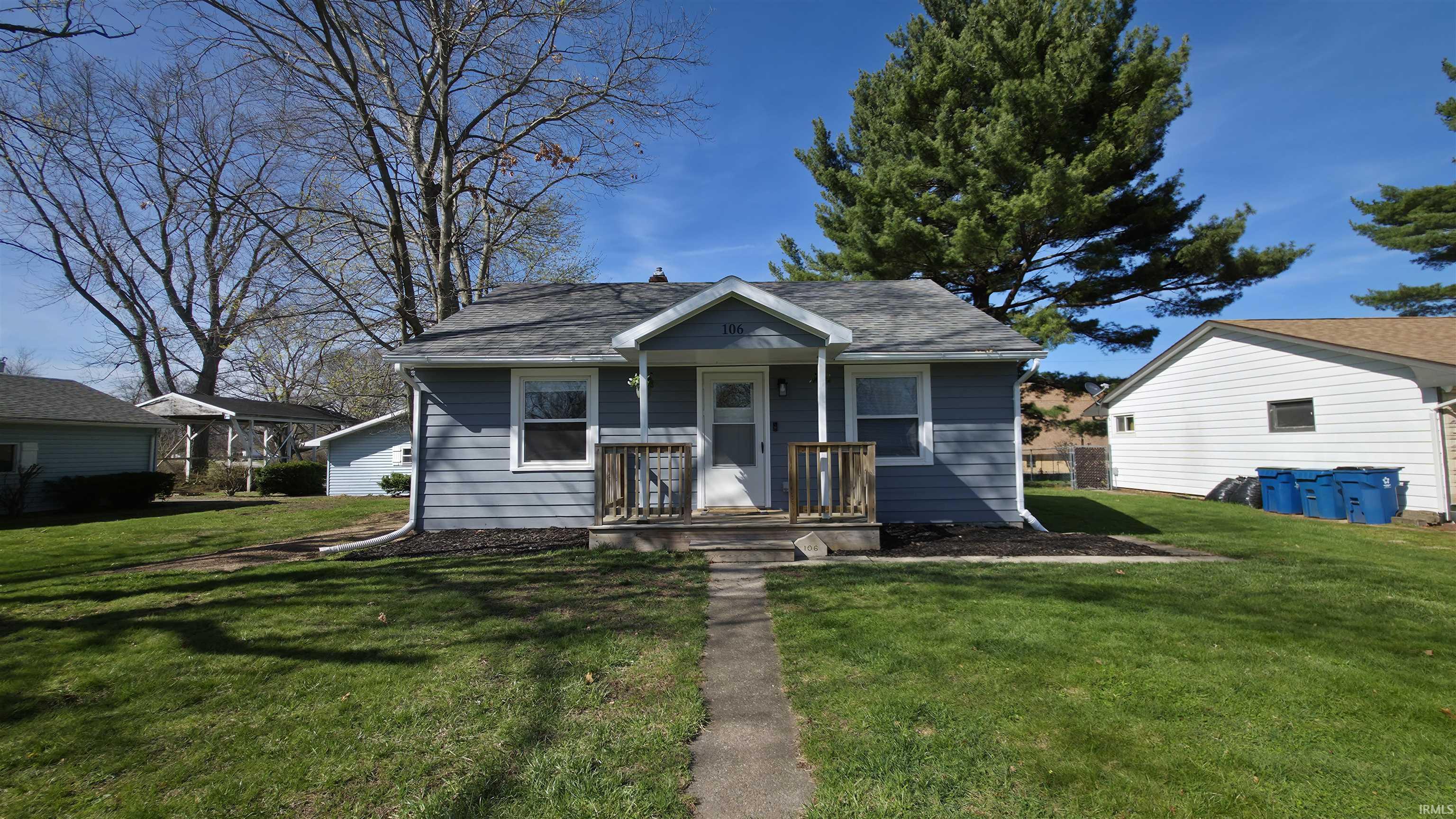 106 Clark Street Walkerton, IN 46574 - Photo 4 of 36