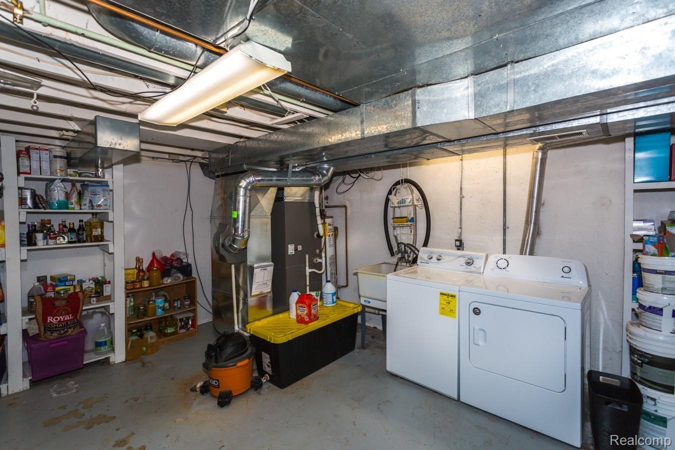 2135 North Fairview Lane Rochester, MI 48306 - Photo 44 of 50 44-Basement3.jpg