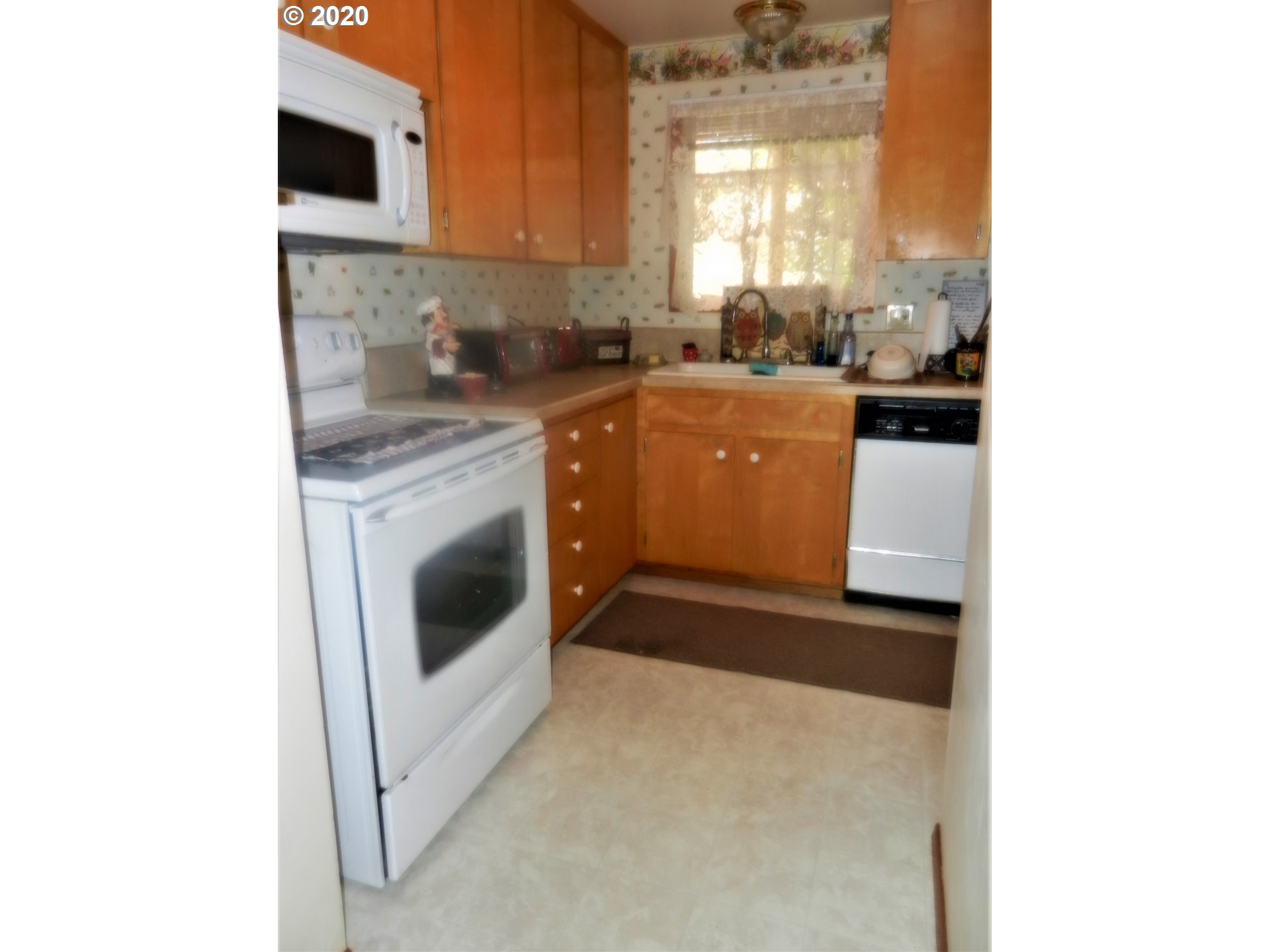 1580 Sallal Road Woodburn, OR 97071 - Photo 5 of 12 Gallery Image 5