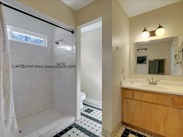 a view of walk in closet