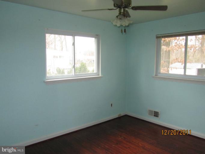 7012 Beverly Lane Springfield, VA 22150 - Photo 11 of 11 Bedroom