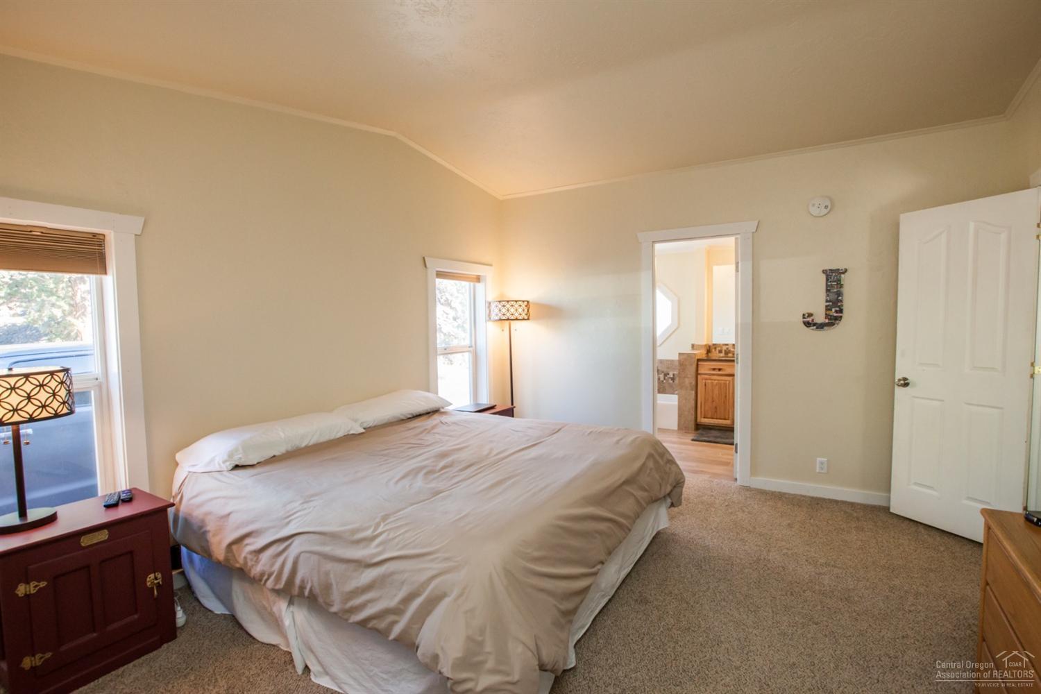 64829 Grande Loop Bend, OR 97701 - Photo 23 of 25 Additional Photo