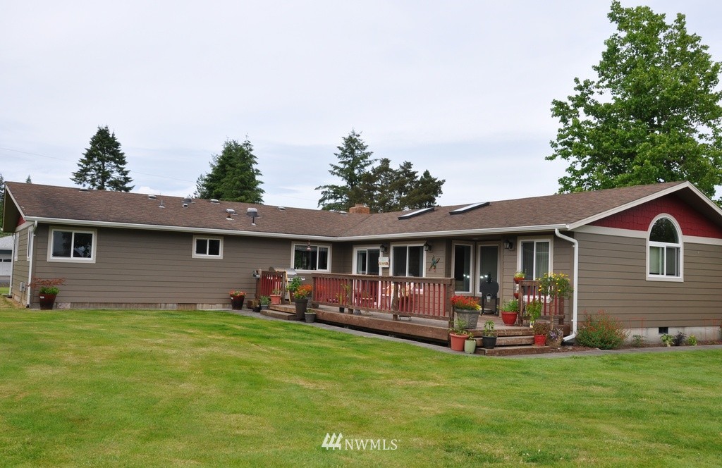 311 Waters Road Castle Rock, WA 98611 - Photo 2 of 20 Gallery Image 2