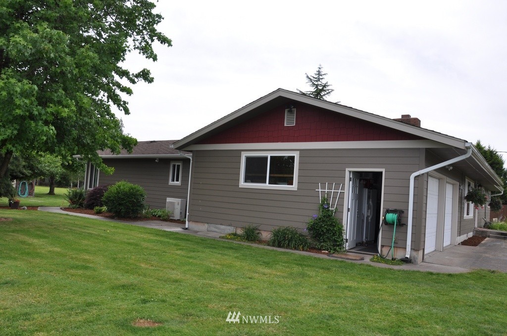 311 Waters Road Castle Rock, WA 98611 - Photo 3 of 20 Gallery Image 3