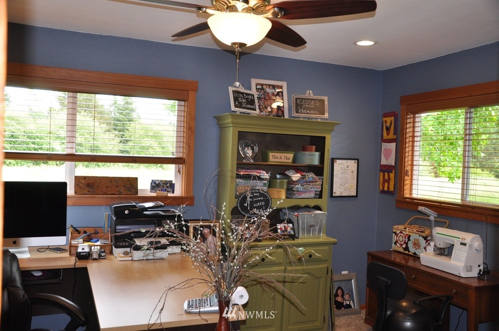 311 Waters Road Castle Rock, WA 98611 - Photo 4 of 20 Gallery Image 4