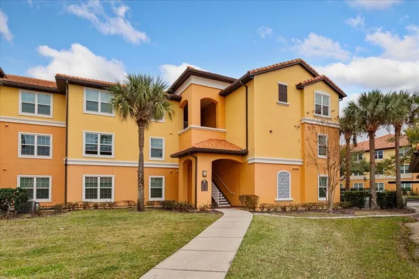 $1,450 | 5455 Vineland Road, Unit 3214, Orlando, FL 32811
