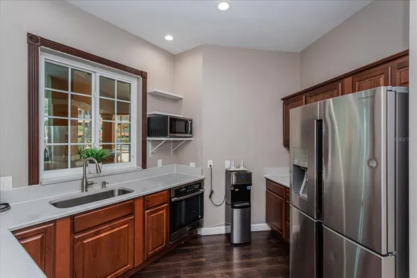 $1,450 | 5455 Vineland Road, Unit 3214, Orlando, FL 32811